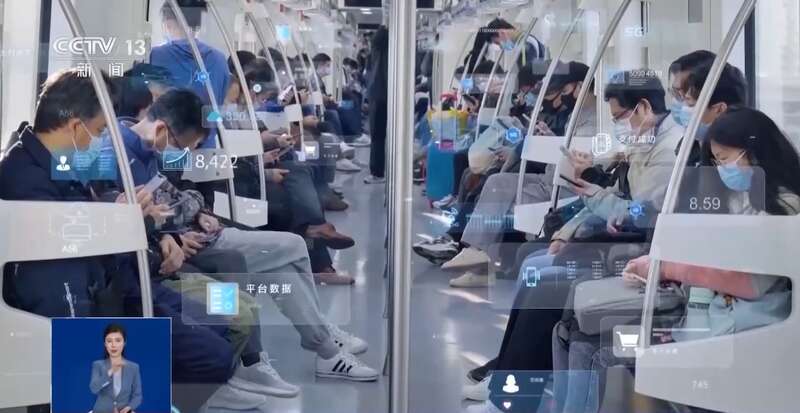 人东拼西凑DeepSeek教程卖课冰球突